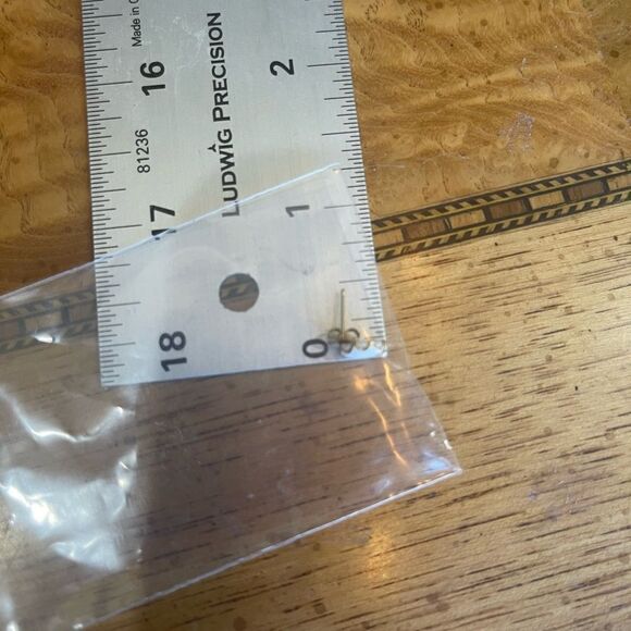 SINGLE OPAL earring without a mate! - Picture 6 of 10